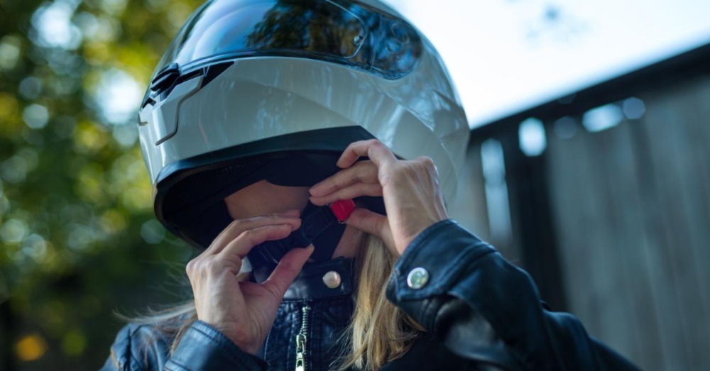 How Tight Should a Motorcycle Helmet Be? Helmet Fit Matters