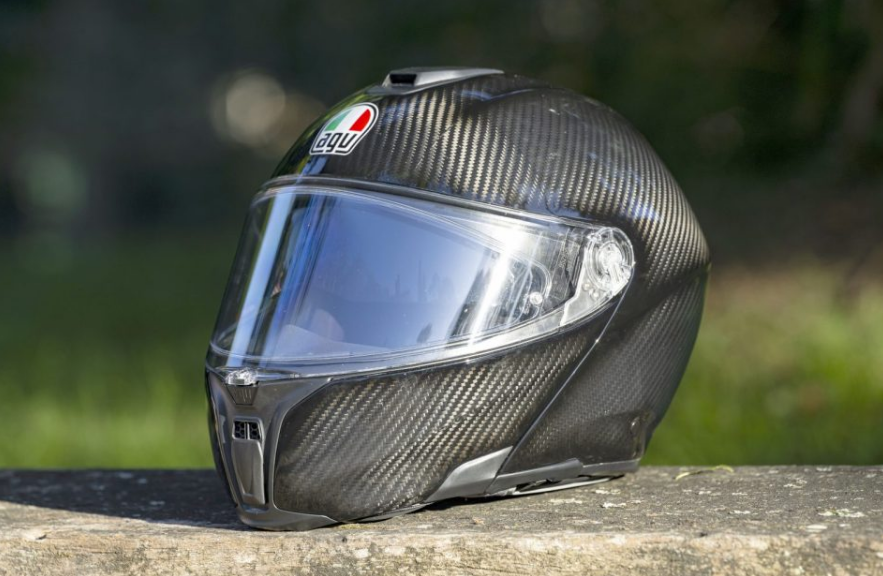 Safety Features of Carbon Fiber Helmets